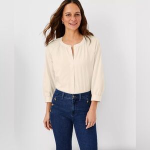 Ann Taylor Button Front Top in cashmere khaki - M
